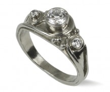 Platinum 950 ring with Lazare Diamond