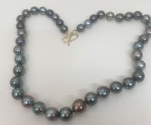 South Sea multicolor pearl necklace
