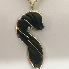 SeahorsePendant-Steve-Walters-onyx