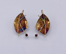 Garnet Leaves earrings