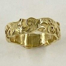 Elizabethan Design Wedding Band