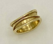 Wavy Wedding Band