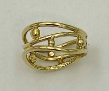 Wavy Three Wire Band