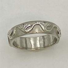 Wave Gingko Leaf Ring