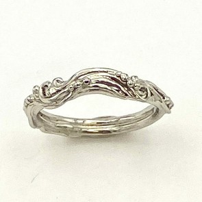 950 platinum viney band to go with Viney purple sapphire platinum ring