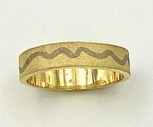 River Ring 18k Yellow and White Gold