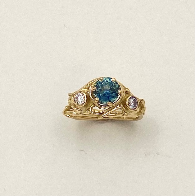 Montana Sapphire Wirey Ring with Diamond Accents