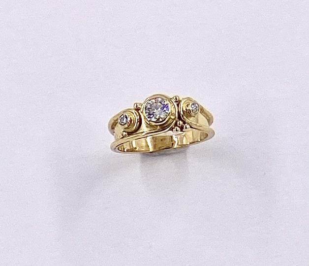 Three Diamond Yellow Gold Ring.
