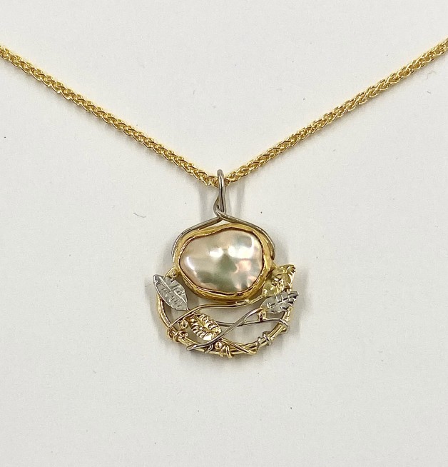 18k Yellow Gold and Platinum Pendant with Keshi Pearl