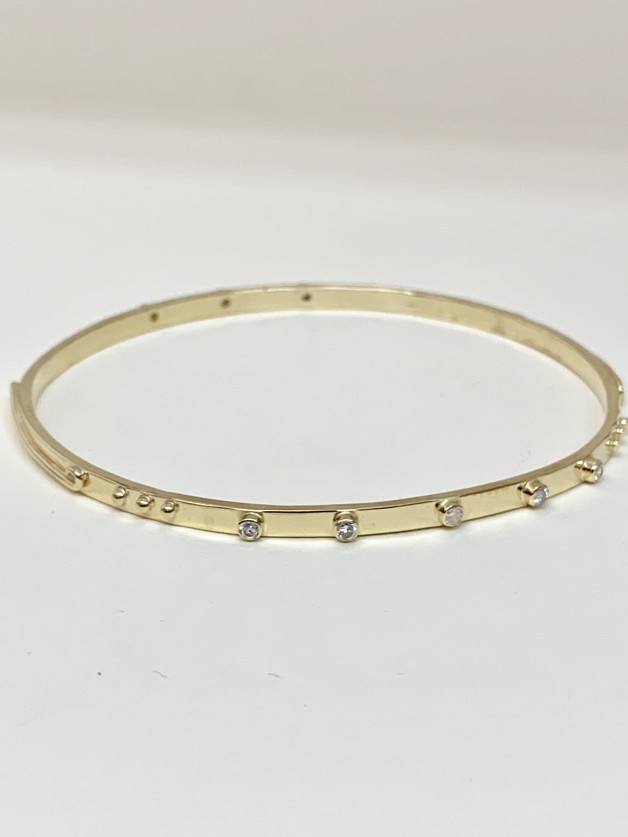 18k Bangle Bracelet with Diamonds