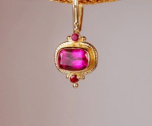 Tourmaline and ruby pendant in 18k and 22k