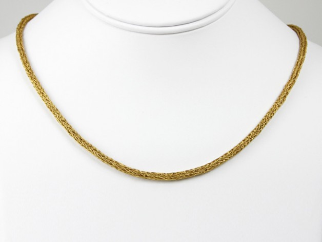 Boston jeweler Daniel R. Spirer created this 22k yellow gold hand made chain