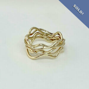 Moonbeams ring in 18k yellow gold - sold